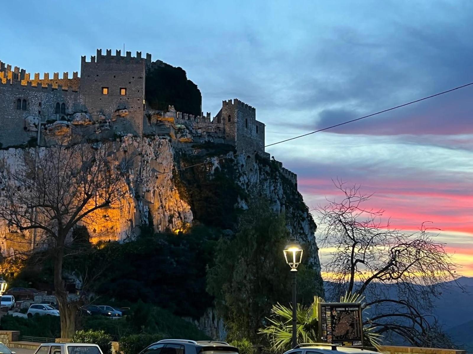 IL DUCA HOUSE e HOLIDAY PRESTIGE Caccamo Exterior foto